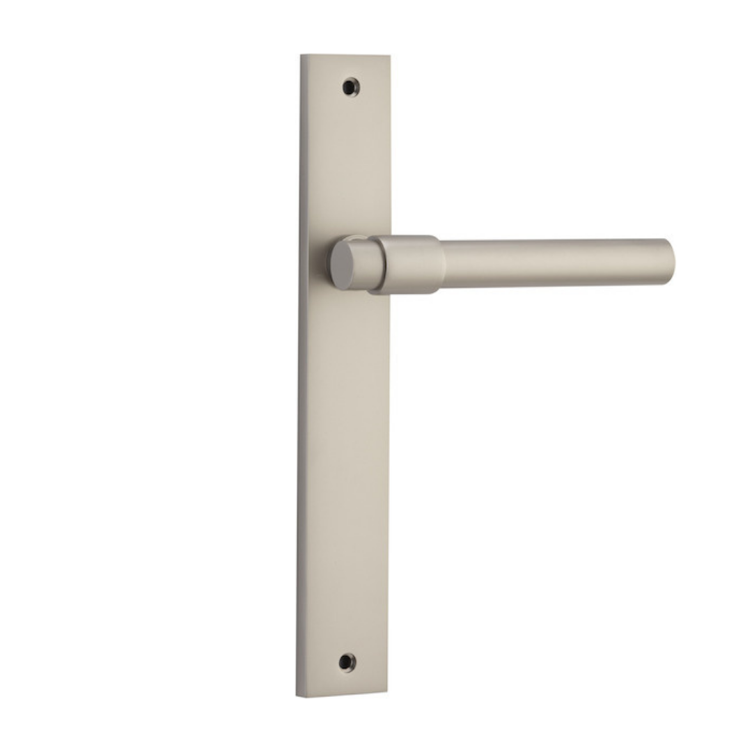 Helsinki Lever - Rectangular Backplate