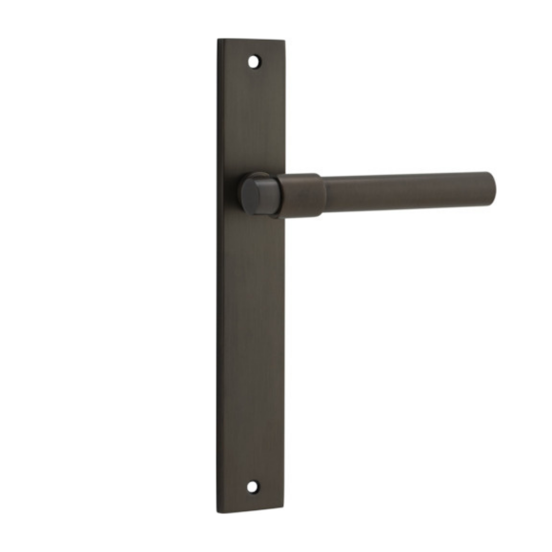 Helsinki Lever - Rectangular Backplate